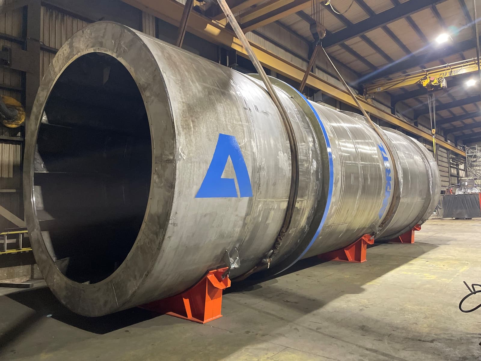 Front view of drum mill at Aciers Richelieu Usinage St-Laurent plant